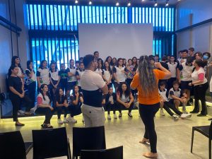 Ilha Tech recebe alunos da Prime’s Cool em imersão sobre inovação e empreendedorismo